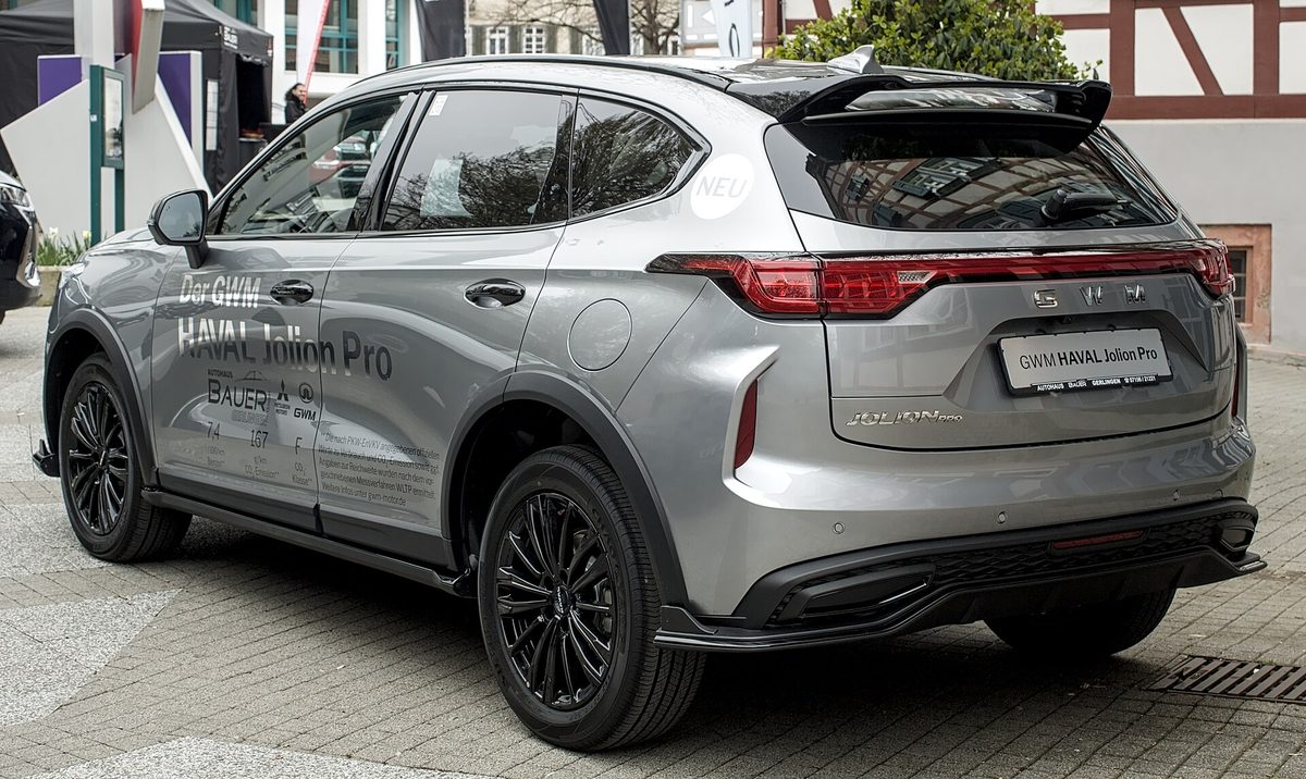 GWM Haval Jolion Pro — пример массового кроссовера мощностью до 160 л.с., для которого в 2026 году действует льготная ставка утильсбора 3 400–5 200 рублей